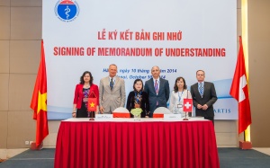 Bộ Y tế tăng cường hợp tác về y dược với Novartis